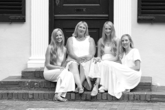 Black and white outdoor family portrait in gardens at Vergelegen Wine Estate CFP1071-1M
